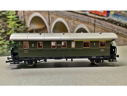 TT - rychlíkový vůz 1./2. třídy Abi PKP, Ep. III / TILLIG 13022