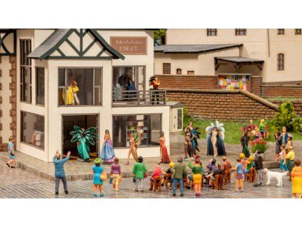 481653 h0 sada figurek modni butik noch 16241