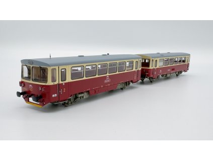 H0 - DCC/ZVUK motorový a přípojný vůz 810 365-7 ZSSK / Roco 70381