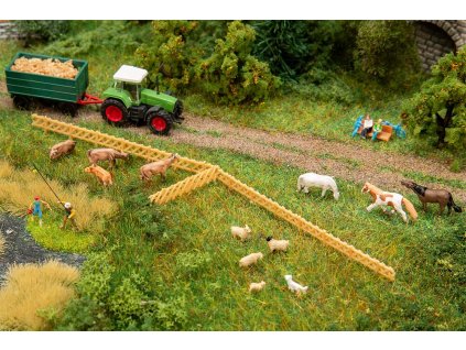 501354 n sada zvirat kravy kone ovce faller 155911