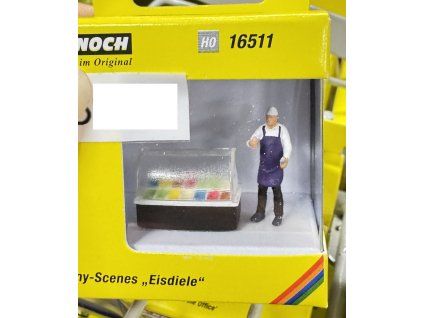 512507 1 h0 zmrzlinarna tiny scene noch 16511