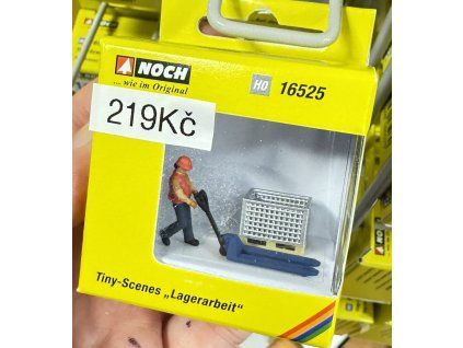 512552 1 h0 skladnik tiny scene noch 16525