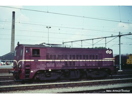 H0 - Dieselová lokomotiva Rh 2200 braun NS ep. III / PIKO 52989