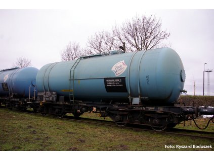 H0 - Kotlový vůz 406Rb PKP V / PIKO 58459