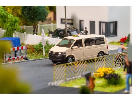 H0 - VW T5 Taxi (WIKING) Car System / Faller 161428
