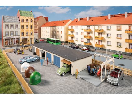 H0 - Garáže s příslušenstvím, stavebnice / Auhagen 11484