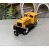 TT - posunovací lokomotiva DR ř.102  žlutá / Piko 47303