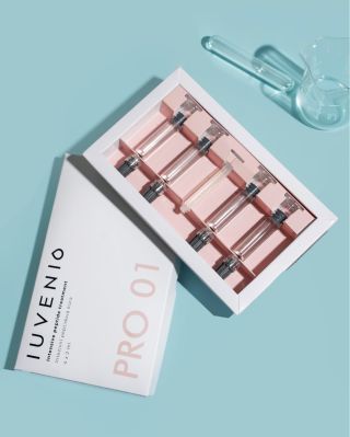 ✨Pleť jako by byla na dovolené?👀 Sérum PRO 01 je skvělá regenerace uprostřed léta před dovolenou, po dovolené i bez...