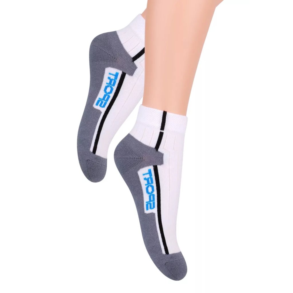 Chlapčenské členkové ponožky s nápisom Sport 004/4 Steven (Farba / Veľkosť <img KodProduktu="18004013H"> biela-grafit / 26/28)