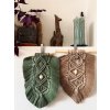 Světlé béžový macramé list na zeď Macrame Leaf, 26x32 cm