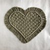 Ručně vyráběné macramé prostírání Srdíčko