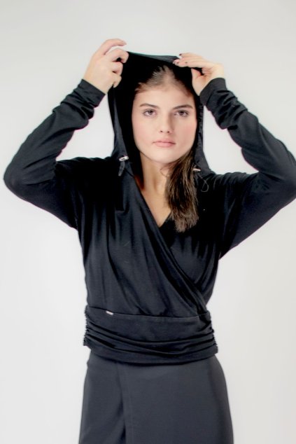 16. triko merino zavinovaci s kapuci 1 result