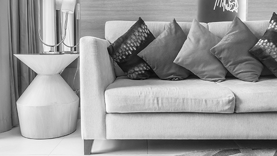 Dekoračné vankúše premenia pohovku či posteľ na oázu oddychu