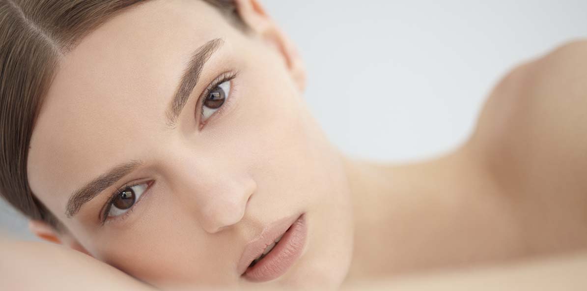 Chemické peelingy: neinvazivní podpora vaší pleti