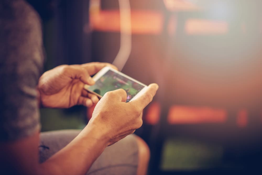 Rádce: Jaký iPhone pořídit pro hraní her a jak na něm nastavit herní režim?