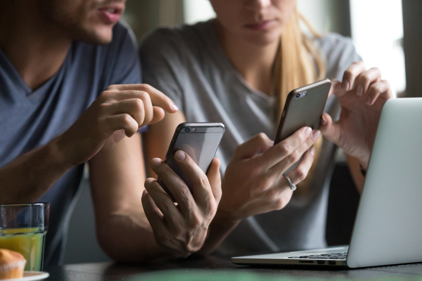 rodinné sdílení iCloud na zařízeních Apple