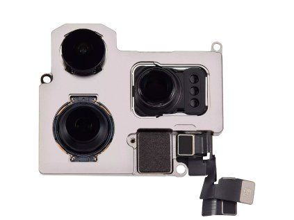 Zadní kamera iPhone 16 Pro