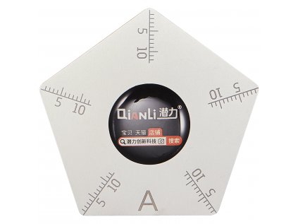 Pomůcka na otevření iPadu A