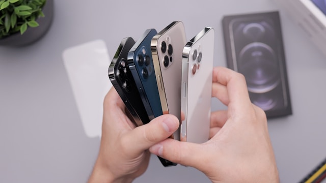 Který iPhone koupit v roce 2026