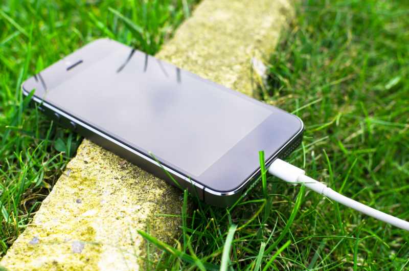 iPhone na slunci se může přehřát