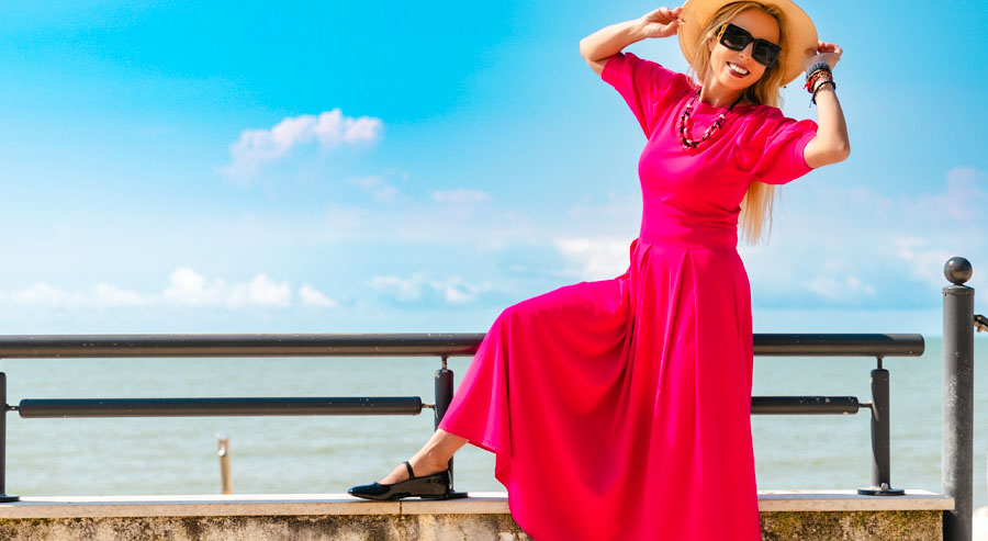 Šaty dámské - Must have kousek