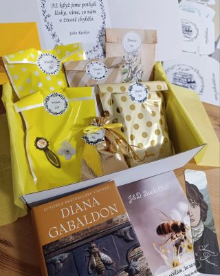 Už v březnu nás čeká poslední řada seriálu CIZINKA. Uzavře se jedna velká televizní kapitola, ta knižní ale ne! Protože...