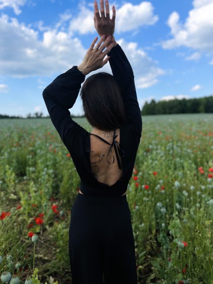 Lehoučký DÁMSKÝ Viskózový CROP TOP ESPAÑA Black