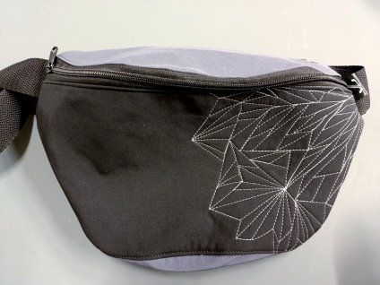 Ledvinka Wings černá