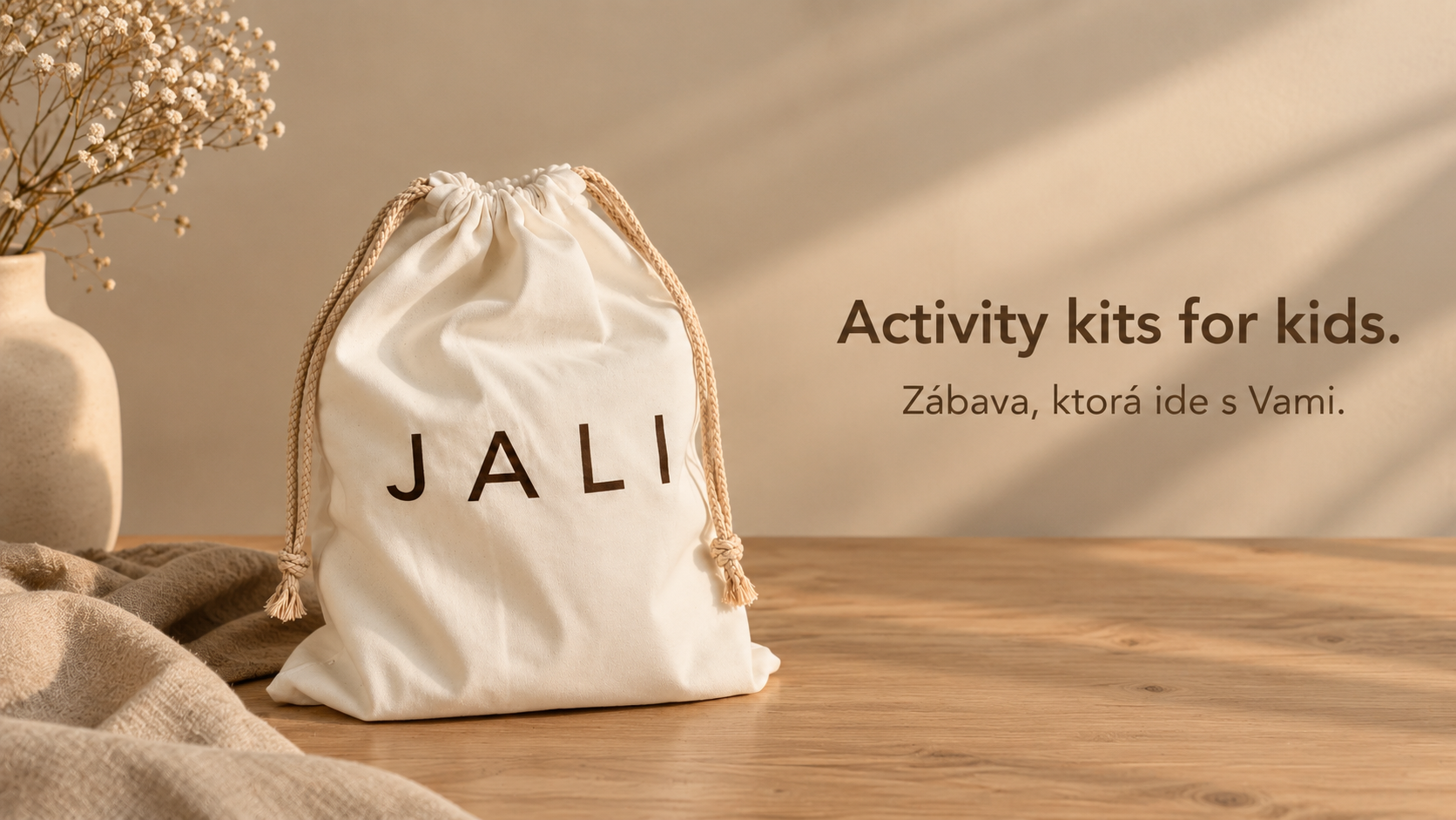 JALI vrecúško na béžovom pozadí