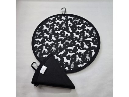 Podsedák-čiernobiely pes