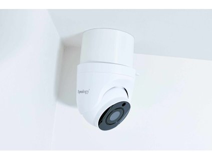 Synology D-STC500-C - Držák pro kameru Synology TC500 na stěnu i strop