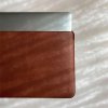 Decoded puzdro Leather Frame Sleeve pre MacBook 13" - Brown