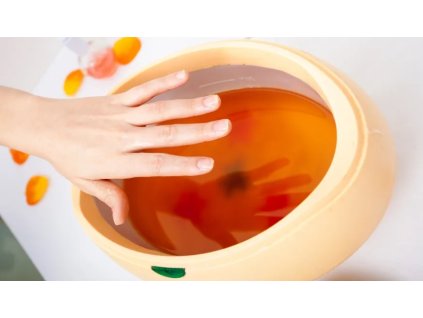 parafinovy domaci zabal na ruce ruka ořez