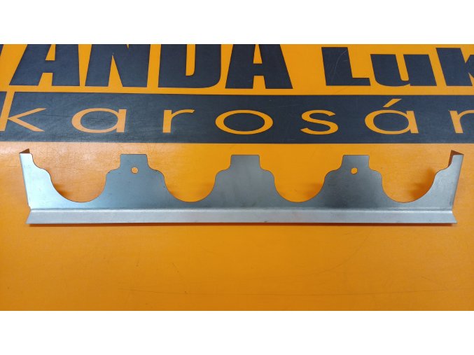 Krycí plech výfukového potrubí T87