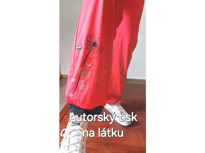 Kalhoty z elastického softshelu