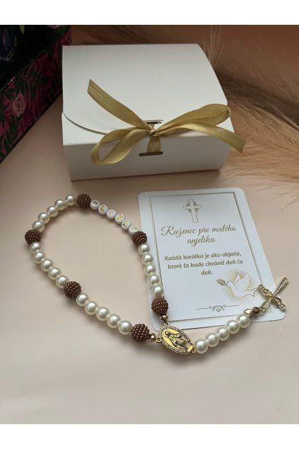 Perlový ruženec s menom