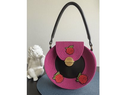 9D9A6285 0311 4233 9D99 4C98E72B2C2E