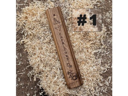 Stojánek na vonné tyčinky - Kozoroh (capricorn)  masivní dřevo, znamení zvěrokruhu