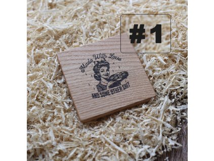 Dřevenný podtácek, sprosté, bake and shit  masivní dřevo s gravírováním