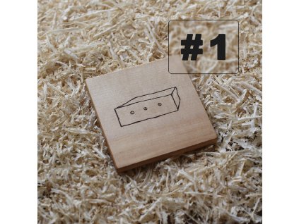 Dřevenný podtácek, Malý princ, Beránek  masivní dřevo s gravírováním na téma Malý princ