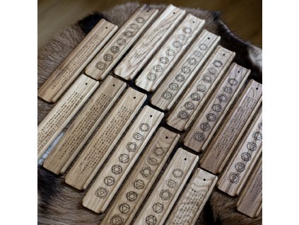 Stojánek na vonné tyčinky - Typ 2, runy