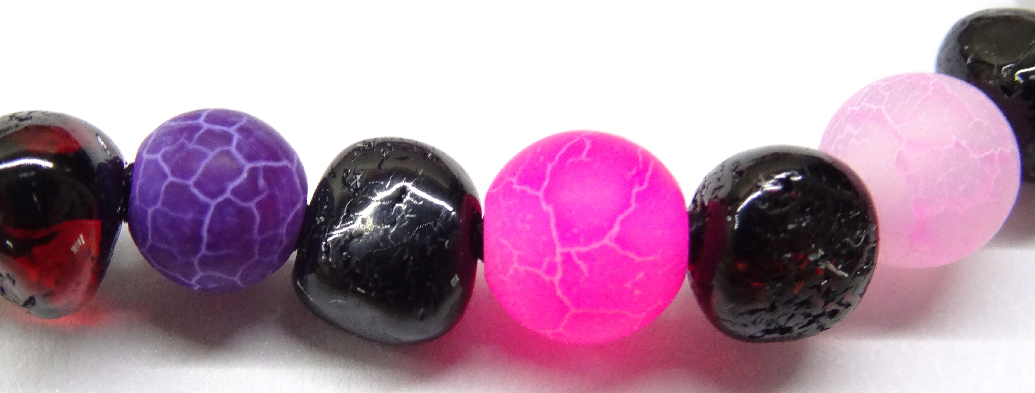 jantarové korálky - rubínový jantar a zářivý achát