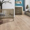 laminatova podlaha kronooriginal atlantic 8 dub biscotti v destkej izbe s postielkou 17615
