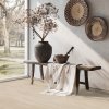 vinylova podlaha gerflor virtuo 30 blomma light stol s dekoraciami