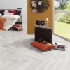 laminatova podlaha kronooriginal herringbone 8 dub chantilly v oddychovej izbe 22775