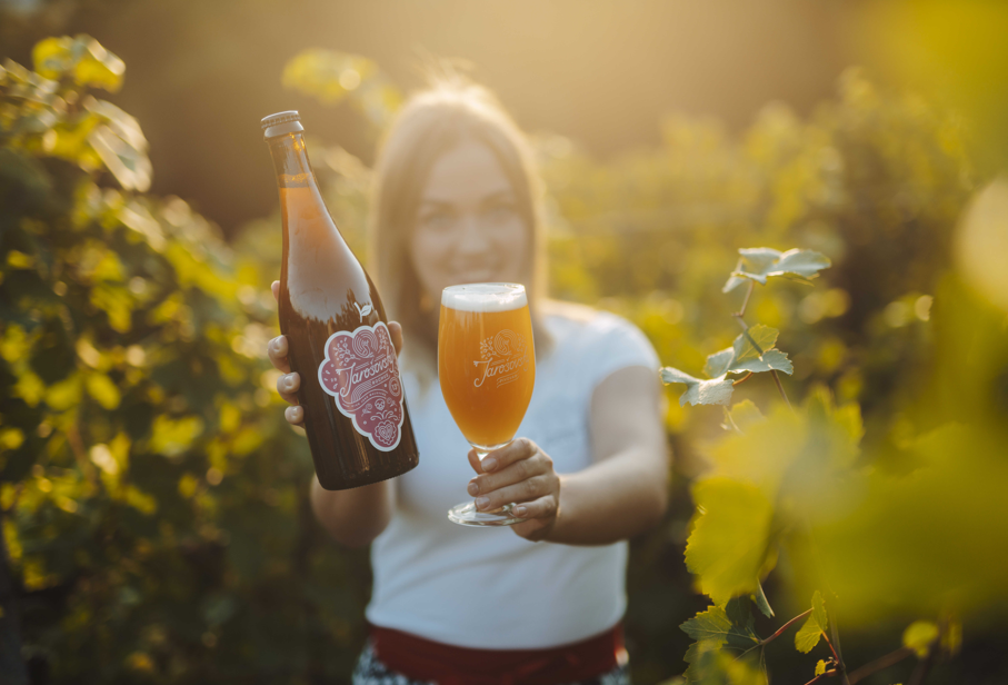 Jarošovský Rochus 13% má vlastní recepturu inspirovanou stylem fruit saison.