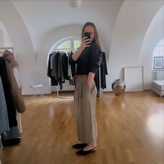 košile a sukně WOLFGANG @jarrygstore Osobní schůzku si zarezervujte buď tady v Biu nebo na jarryg.cz v sekci kontakt....