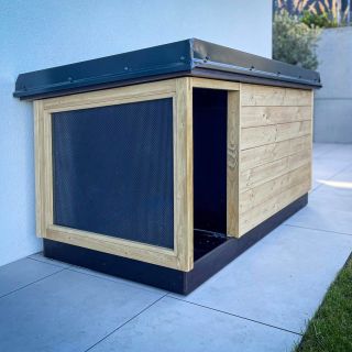 Pro pořádného hafana 🦮🐶, pořádnou boudu 🏠⛺️! Před zimou jsme ještě stihli vyrobit a osadit tenhle zateplený pelíšek. Vše...