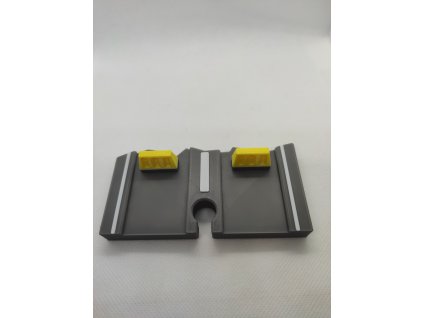 Cesta v opravě se zábranami