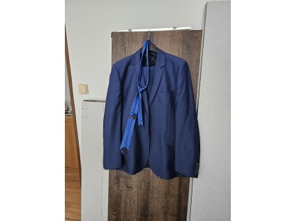1327 2 komplet oblek aj s kravatou